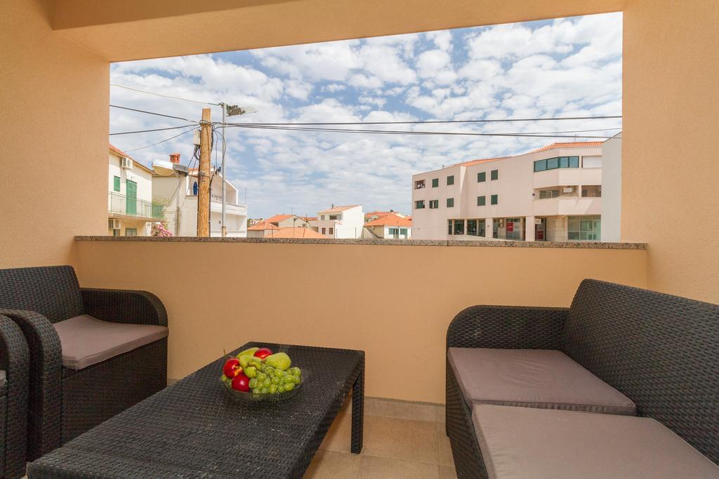 Apartments Villa-Ines Center Βόντιτσε Εξωτερικό φωτογραφία