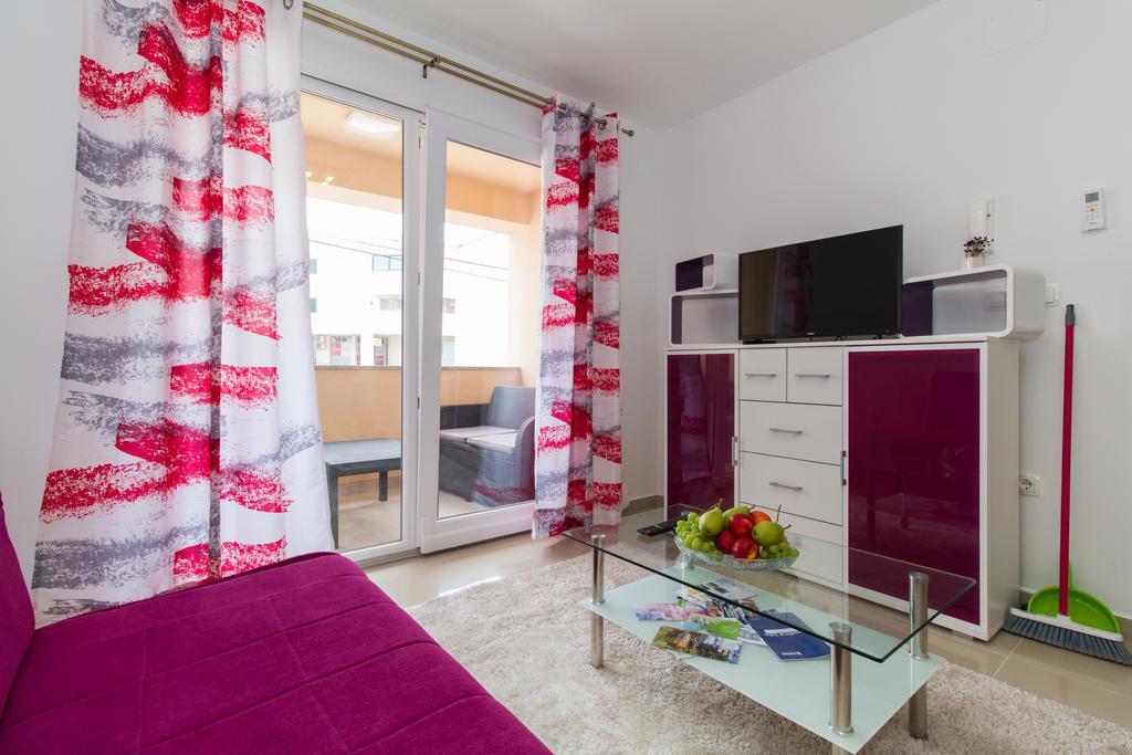 Apartments Villa-Ines Center Βόντιτσε Εξωτερικό φωτογραφία